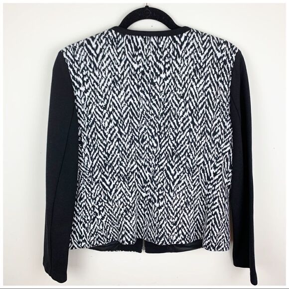 Talbots B/W Herringbone Zip Front Cropped‎ Jacket Black Sleeves Sz 8 - Picture 2 of 10